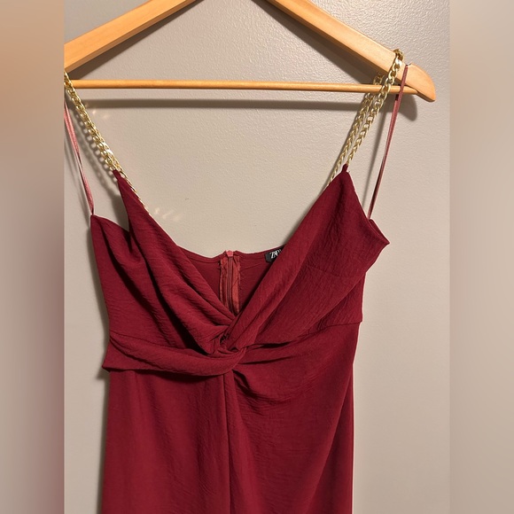 Red romper with gold chain straps - Picture 4 of 14
